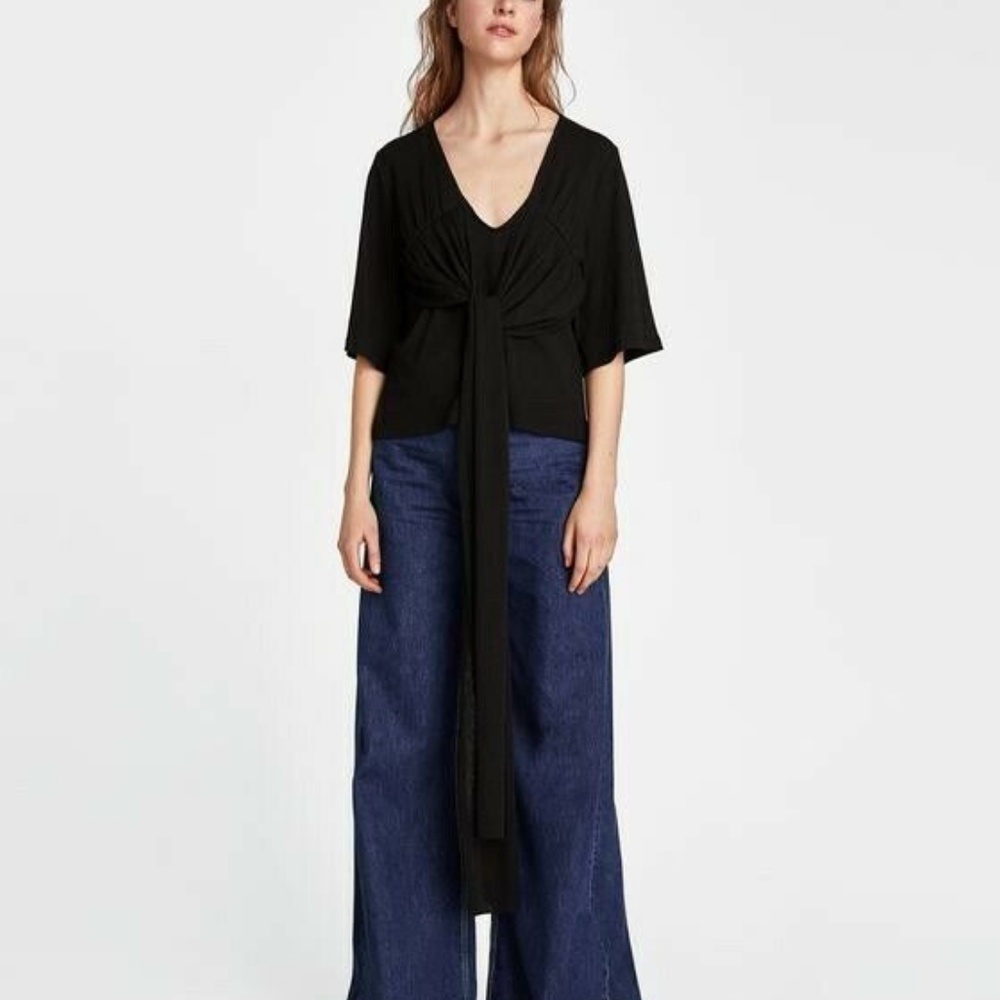 🟢NWT🟢 Zara Wrap Top